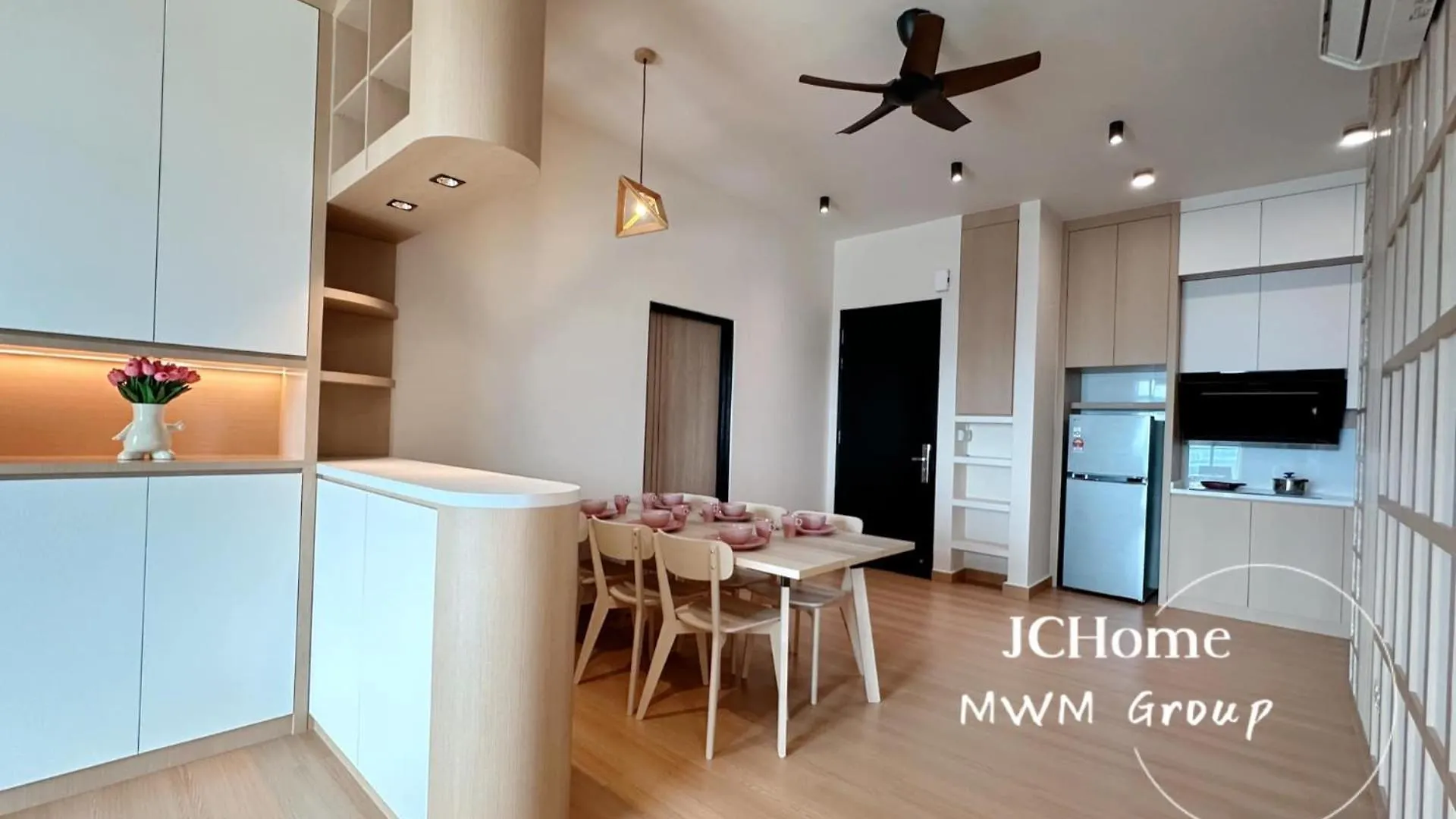 Twin Galaxy City View Homestay Near Ciq Johor Bahru